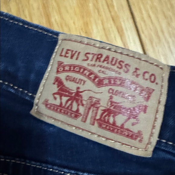 Levi’s | Woman’s 710 Dark Wash Super Skinny Jeans - Size 27 x 30 - Picture 6 of 13